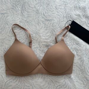 NWT EBY Pain Free T shirt Bra
